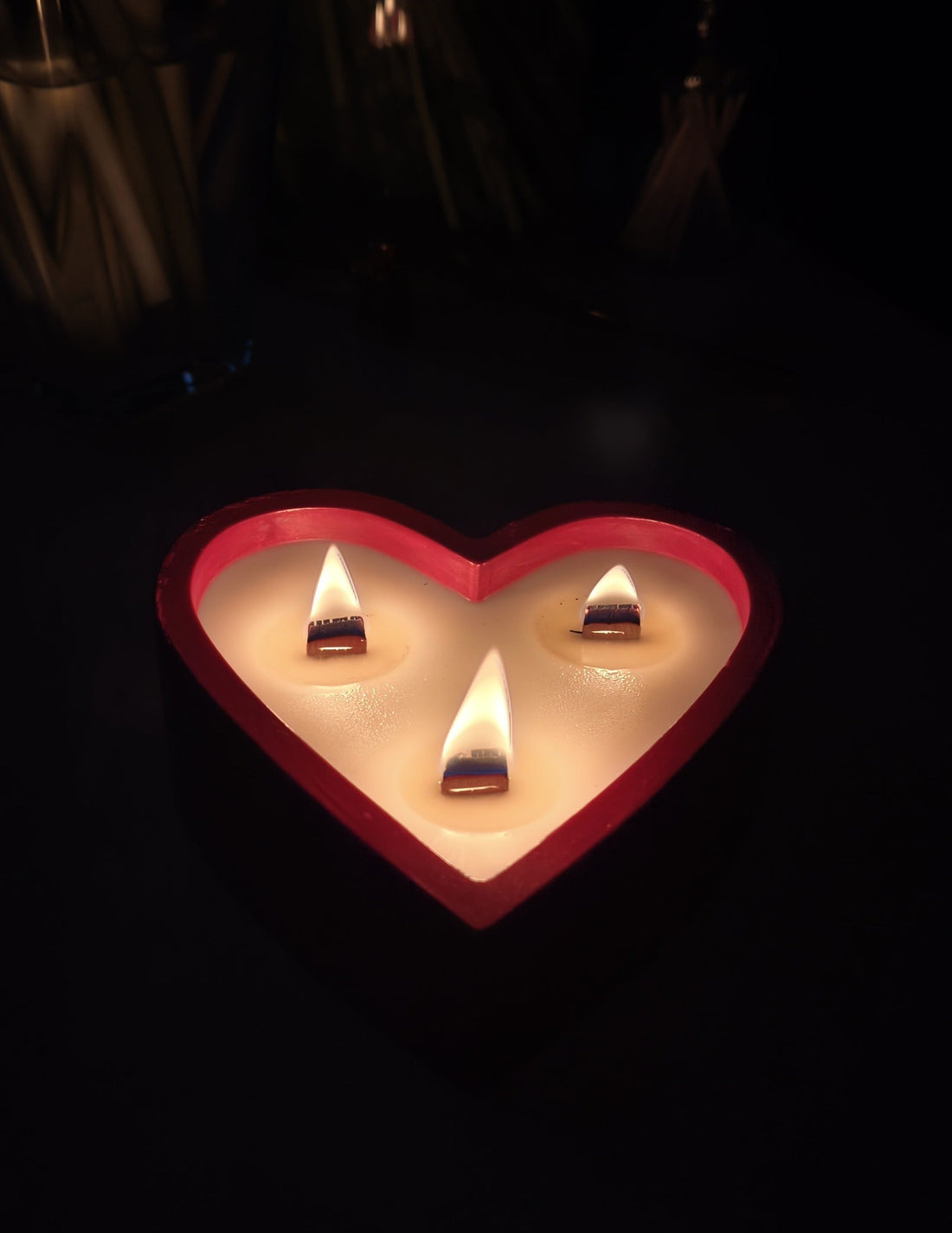 Why Is My Candle Smoking or Flickering? Troubleshooting Common Issues